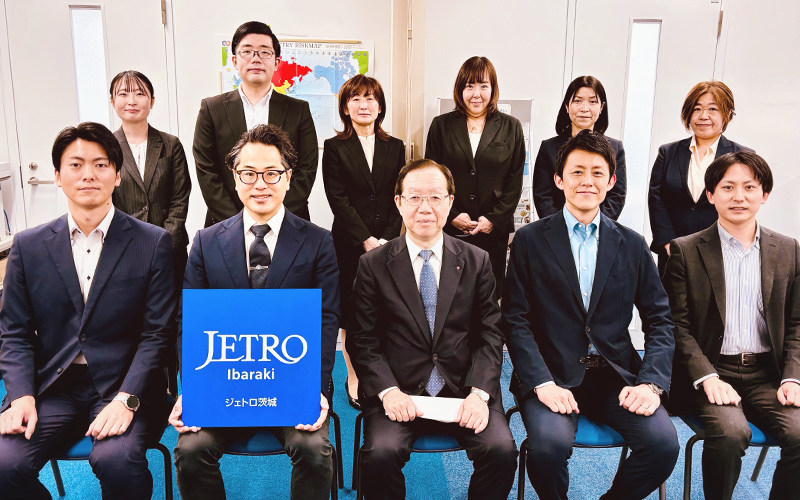 日本と世界をつなぐ。